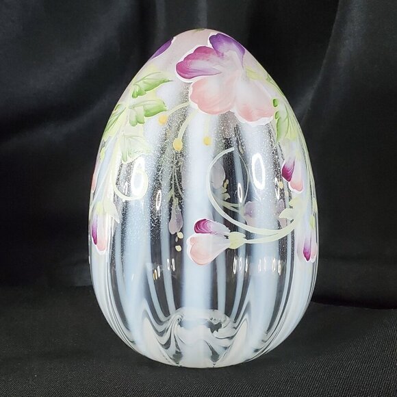 Fenton Art Glass Hand Painted Egg Limited Edition French Opalescent Milk glass - Picture 4 of 16
